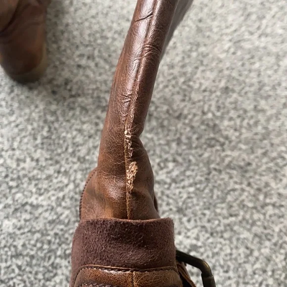 Naturalized boots - Picture 5 of 9